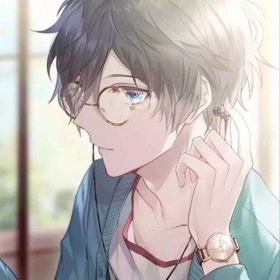 女子骑车被远光灯晃眼撞倒行人逃逸